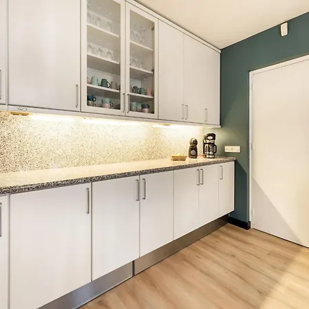 Beautiful In With Private Heated Pool *