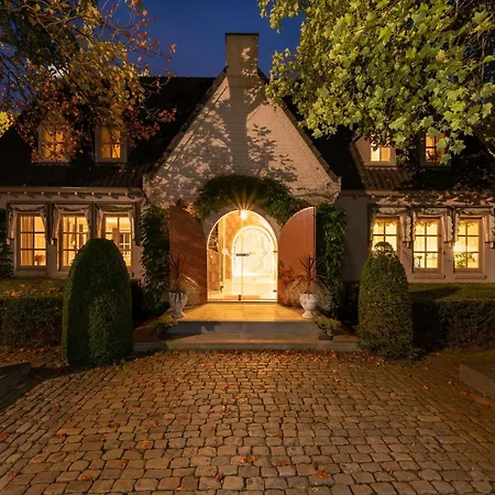 Villa Beautiful In With Private Heated Pool Drunen