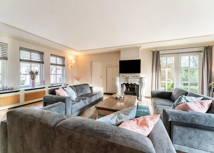 Beautiful In With Private Heated Pool Villa *