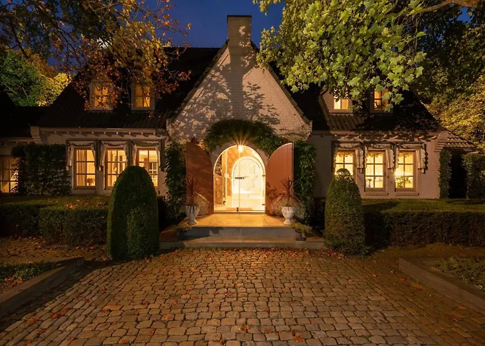 Villa Beautiful In With Private Heated Pool Drunen