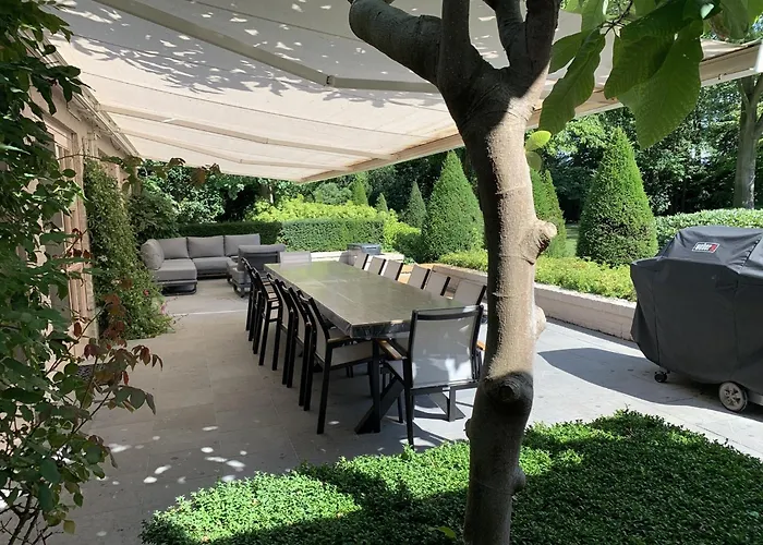 Beautiful In With Private Heated Pool Drunen