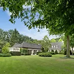 Beautiful In With Private Heated Pool *