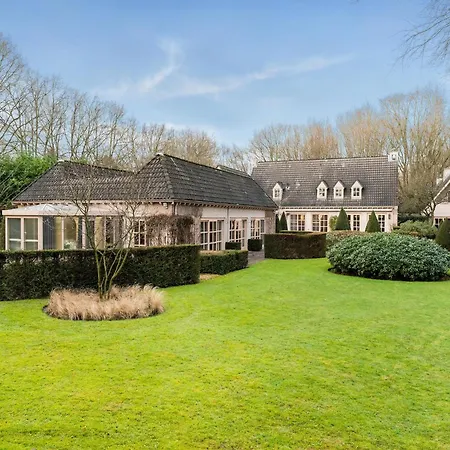 Beautiful In With Private Heated Pool Drunen