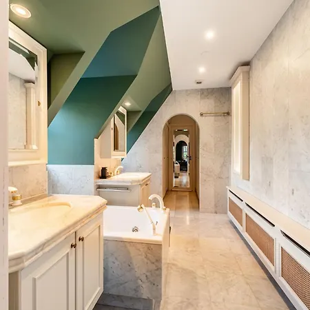 Beautiful In With Private Heated Pool Villa *