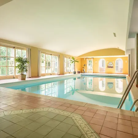 Beautiful In With Private Heated Pool * Drunen