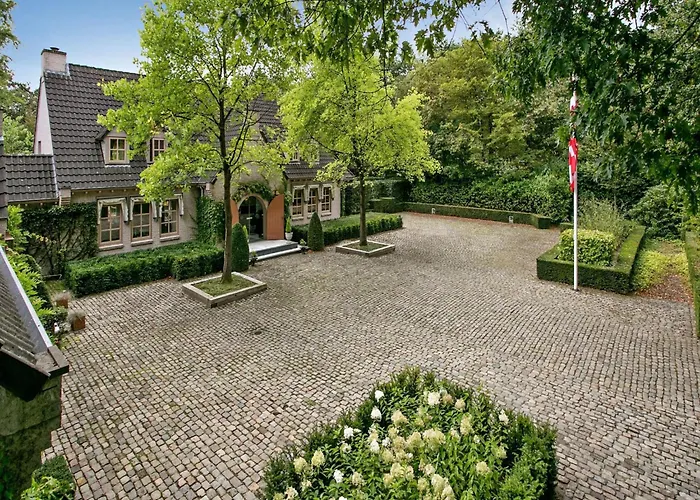 Vila Beautiful In With Private Heated Pool Drunen